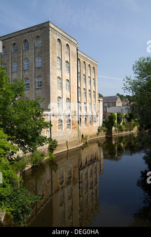 Fluß Avon, Bradofrd on Avon, Wiltshire, England. Stockfoto