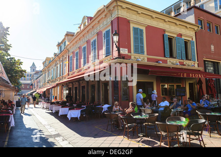 Restaurants in Cours Saleya, Altstadt, Nizza, Alpes Maritimes, Provence, Cote d ' Azur, Côte d ' Azur, Frankreich, Europa Stockfoto