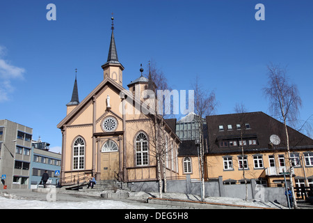 Kirche im Hafen Platz, Tromso, arktische Norwegen, Skandinavien, Europa Stockfoto