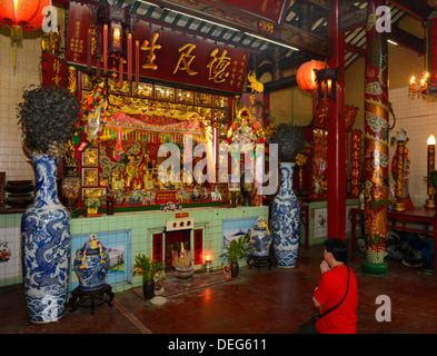 Leng Bua La Schrein, der älteste chinesische Tempel in Bangkok, Chinatown, Bangkok, Thailand, Südostasien, Asien Stockfoto