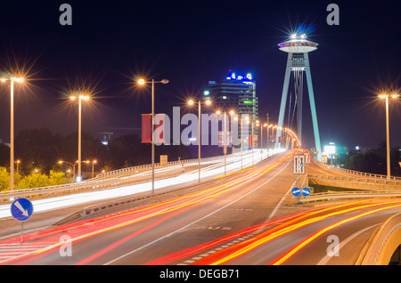 Die meisten Brücke Novy und UFO anzeigen Plattform, Bratislava, Slowakei, Europa Stockfoto