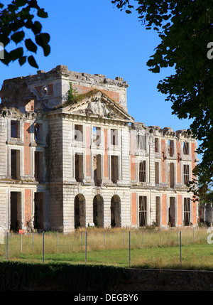 Chateau de La Ferte-Vidame Stockfoto