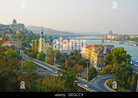 Ufer der Donau, UNESCO-Weltkulturerbe, Budapest, Ungarn, Europa Stockfoto