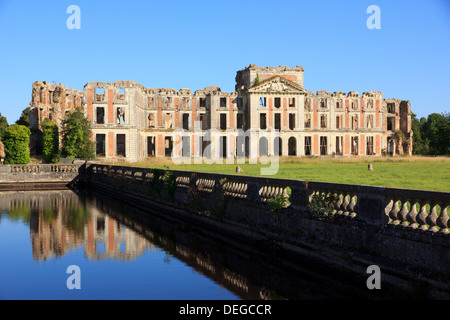 Chateau de La Ferte-Vidame Stockfoto