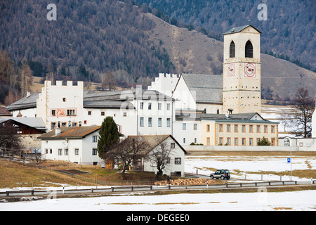 Kirche der Benediktiner-Kloster, Kloster St. Johann, UNESCO, Müstair, Graubünden, Schweizer Alpen, Schweiz Stockfoto