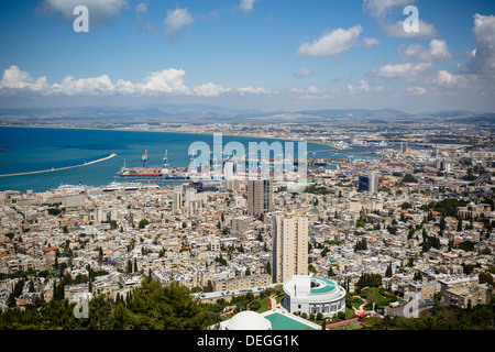 Blick über die Stadt und Hafen, Haifa, Israel, Nahost Stockfoto