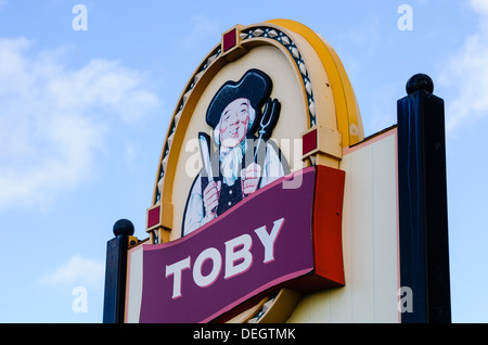 Melden Sie sich an der Außenseite eine Toby Carvery Stockfoto