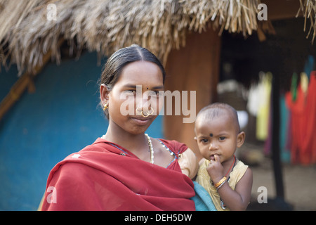 Frau und Kind, Oriya Stamm, Orissa, Indien Stockfoto