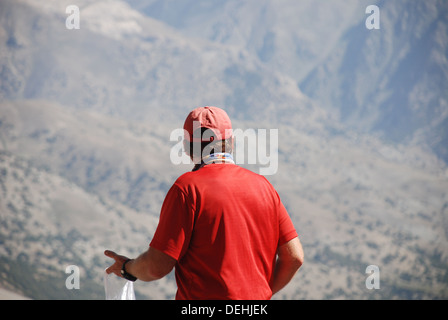 Ein Wanderer in den Bergen Fann von Tadschikistan Stockfoto