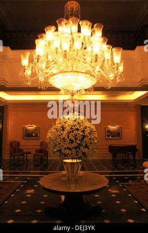 Das Oberoi Grand Hotel, früher bekannt als The Grand Hotel befindet sich im Herzen von Kalkutta, Indien. Stockfoto