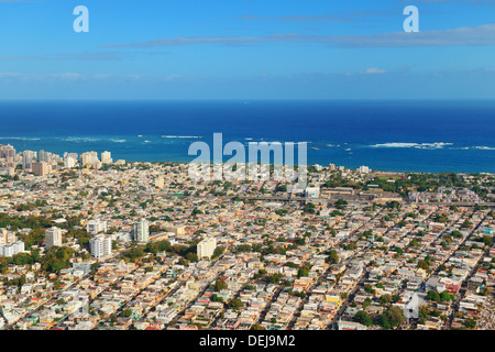 San Juan Luftbild mit blauem Himmel und Meer. Puerto Rico. Stockfoto
