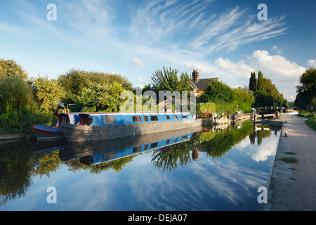 Flussschifffahrt Lee nahe Cheshunt. Hertfordshire/Essex Grenze. England. VEREINIGTES KÖNIGREICH. Stockfoto