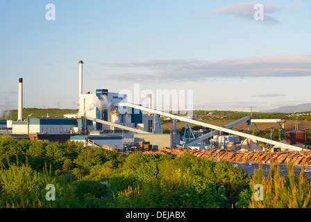 Die Workington Mühle, Cumbria, England. Pulpboard Verarbeitung Fertigung Holzfabrik im Besitz von Iggesund Stockfoto