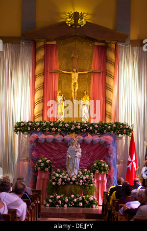 Service im Nuestra Señora Reina de Los Angeles Asistencia, einer Kirche, auch genannt La Placita, feiert die Gründung des Los Stockfoto