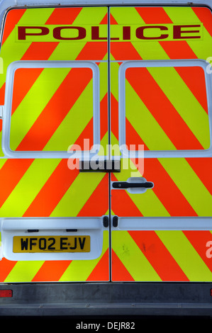 Rückseite der Polizei van, Brixham, Devon, England, UK Stockfoto