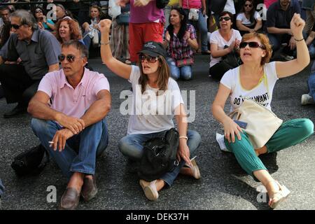 Mitarbeiter der griechischen Sozialversicherung protestieren gegen Sparmaßnahmen in Athen. Stockfoto