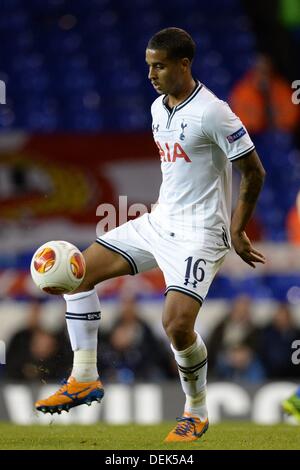 LONDON, ENGLAND - 19 September: Tottenham Kyle Naughton während der UEFA Europa League Gruppe K Match zwischen Tottenham Hotspur aus England und Tromsø aus Norwegen spielte an der White Hart Lane Stadium am 19. September 2013 in London, England. Bildnachweis: Dpa picture Alliance/Alamy Live News Stockfoto