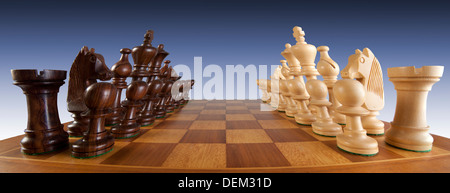 Alert,attention,antizipieren, analysieren,analize,achieve,Carlsen, so, Ivanchuk, Kasparov, Karpov, Fischer, Botvinnik, Capablanca, Lasker, Korchnoi, Spassky, Schach Set Stücke Spiel Panorama verzerrt, Riese, Schach, Stücke, Spiel, Abstraktes Konzept Spezialeffekte, Strategie, Theorie, rational, Studie, Mathematisch, Modell, Magnus Carlsen, Ian Nepomniachtchi, Dubai, Stockfoto