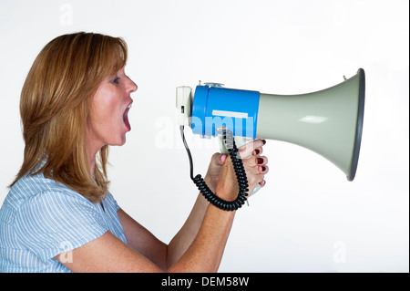 Frau mit einem Megaphon Stockfoto