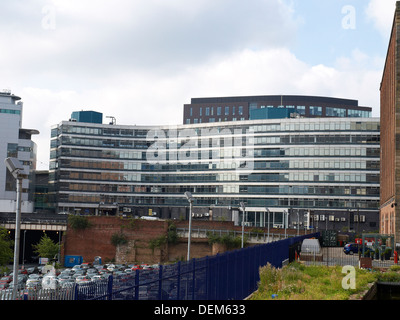 Die Rückseite des Gateway-Haus am Bahnhof Ansatz Piccadilly Bahnhof Manchester UK Stockfoto