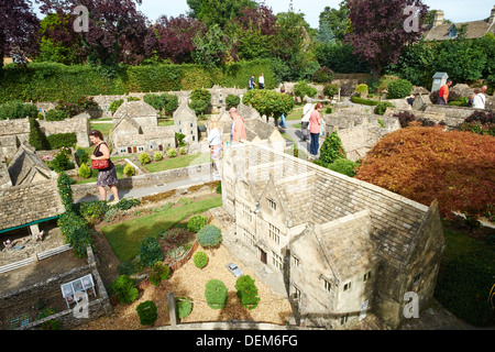 Das Modelldorf Ausstellung Bourton auf Wasser Gloucestershire Cotswolds UK Stockfoto