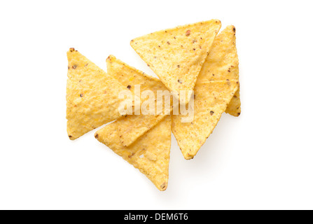 Essen und Snacks: mexikanische Nachos, isoliert auf weißem Hintergrund Stockfoto