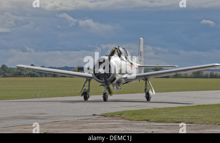 North American T-28 Fennec der französischen Luftwaffe Rollens Stockfoto