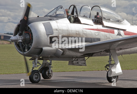 North American T-28 Fennec der französischen Luftwaffe Rollens Stockfoto