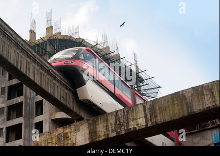 Einschienenbahn Testläufe durchmachenden in Mumbai, Maharashtra Stockfoto