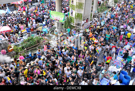 Songkran Festival (wasserfest) in Silom, Bangkok Stockfoto