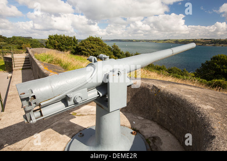 Artillerie auf Pendennis Castle, eine Festung, die von der Invasion seit 450 Jahren, Falmouth, UK Cornwall geschützt hat. Stockfoto