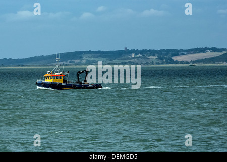 Angelboot/Fischerboot auf Themse in der Nähe von Southend-on-Sea Stockfoto