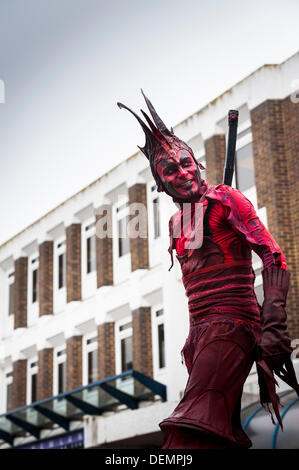 Witham, Essex, England. 21. September 2013. Die XL-Insekten beim Witham International Puppet Festival.  Fotograf: Gordon Scammell/Alamy Live-Nachrichten Stockfoto