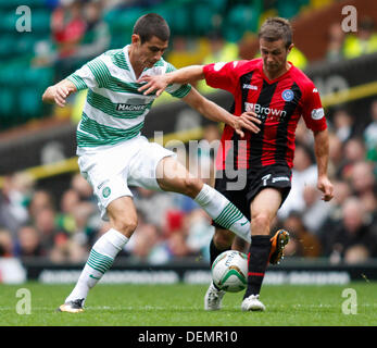 Glasgow, Schottland. 21. September 2013. NIR Biton Debüt sein für Celtic in der Scottish Premier League Spiel zwischen Celtic Glasgow und St. Johnstone von Parkhead. Bildnachweis: Aktion Plus Sport/Alamy Live-Nachrichten Stockfoto