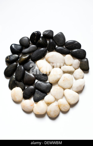 Black And White Pebble Muster. Stockfoto