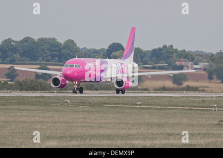 Wizz Air a320 HA-LWD vom Flughafen London-Luton LTN Stockfoto