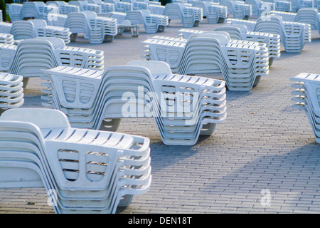 Strandkörbe in thermische Aqua Park - Baile Felix Rumänien Stockfoto