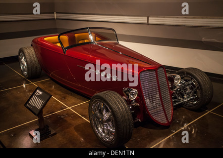 1933 Ford Modell 40 Roadster besaß im Petersen Museum in Los Angeles Kalifornien Stockfoto