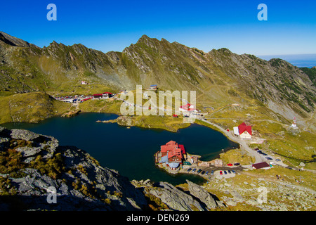 Balea Gletschersee in Fagaras Mountains-Rumänien Stockfoto