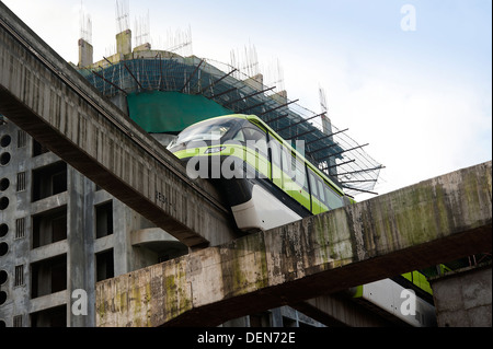 Einschienenbahn Testläufe durchmachenden in Mumbai, Maharashtra Stockfoto