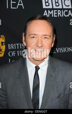 Los Angeles, CA. 21. September 2013. Kevin Spacey im Ankunftsbereich für BAFTA Los Angeles Pre-Emmy TV Tea Party, SLS Hotel, Los Angeles, CA 21. September 2013. Bildnachweis: Elizabeth Goodenough/Everett Collection/Alamy Live-Nachrichten Stockfoto