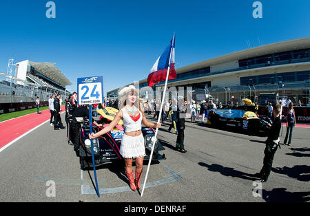 Austin, Texas, USA. 22. September 2013. Paddock Girls beim sechs Stunden der Schaltung der Americas, Endurance WM, Austin, TX. Bildnachweis: Cal Sport Media/Alamy Live-Nachrichten Stockfoto