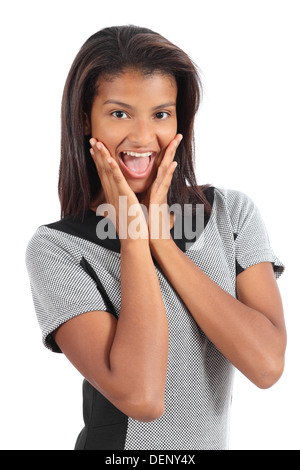 Ziemlich afroamerikanische Frau, die mit Wangen überrascht isoliert auf weißem Hintergrund Stockfoto