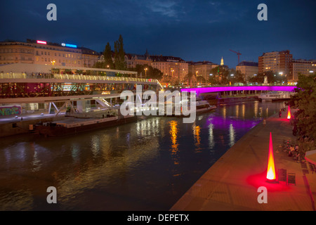 Österreich, Wien 1, Franz-Josefs-Kai Und Donaukanal, Blick von der Schwedenbrücke Stockfoto