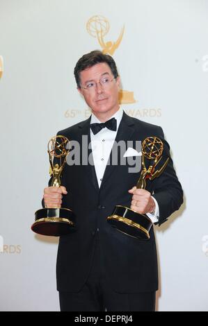 Los Angeles, CA. 22. September 2013. Stephen Colbert im Presseraum für den 65. Primetime Emmy Awards - PRESS ROOM, Nokia Theatre L.A. Live, Los Angeles, CA 22. September 2013. Bildnachweis: Elizabeth Goodenough/Everett Collection/Alamy Live-Nachrichten Stockfoto