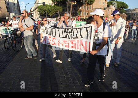 Rom, Italien. 21. September 2013. Protest gegen die Deponie bei Divino Amore Falcognana Bereich, Rom, Italien: Gari Wyn Williams / Alamy Live News Stockfoto
