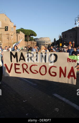 Rom, Italien. 21. September 2013. Protest gegen die Deponie bei Divino Amore Falcognana Bereich, Rom, Italien: Gari Wyn Williams / Alamy Live News Stockfoto