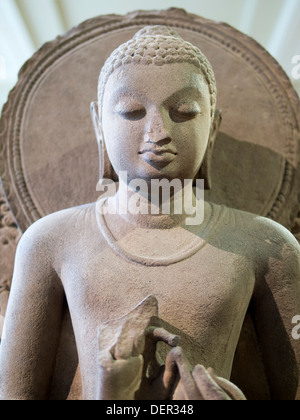 Das British Museum, London - sitzenden zukünftigen Buddha von Sarnath 4 Stockfoto