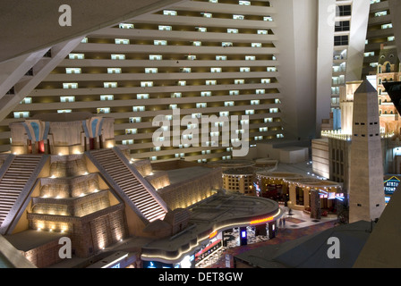 Balkonaussicht Luxor Hotel Casino Las Vegas Nevada, USA Stockfoto