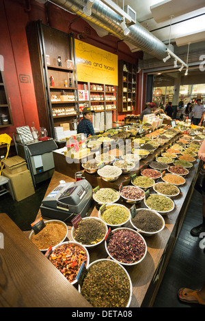 Gewürze und necken Store im Chelsea Market, New York City, New York Stockfoto